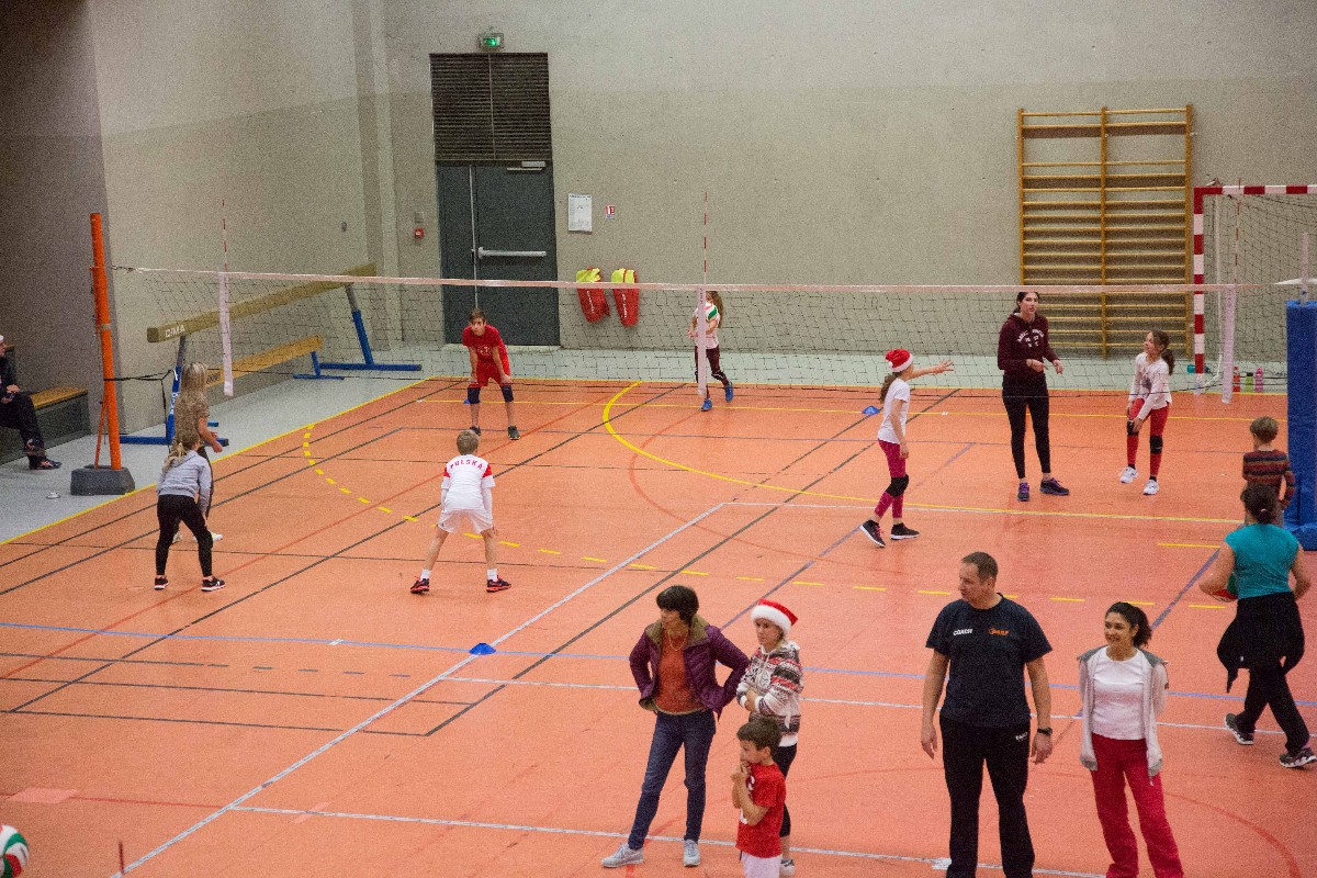gal/saison 2017-2018/tournoi_de_noel_jeunes/MI1C0157.jpg